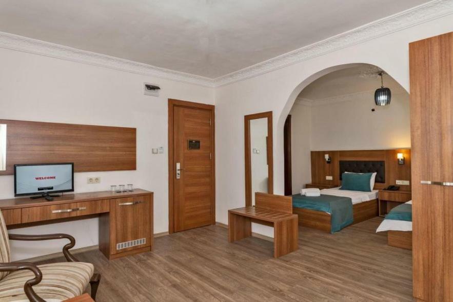 Diamond City Resort Hotel Бююкчекмедже Екстер'єр фото